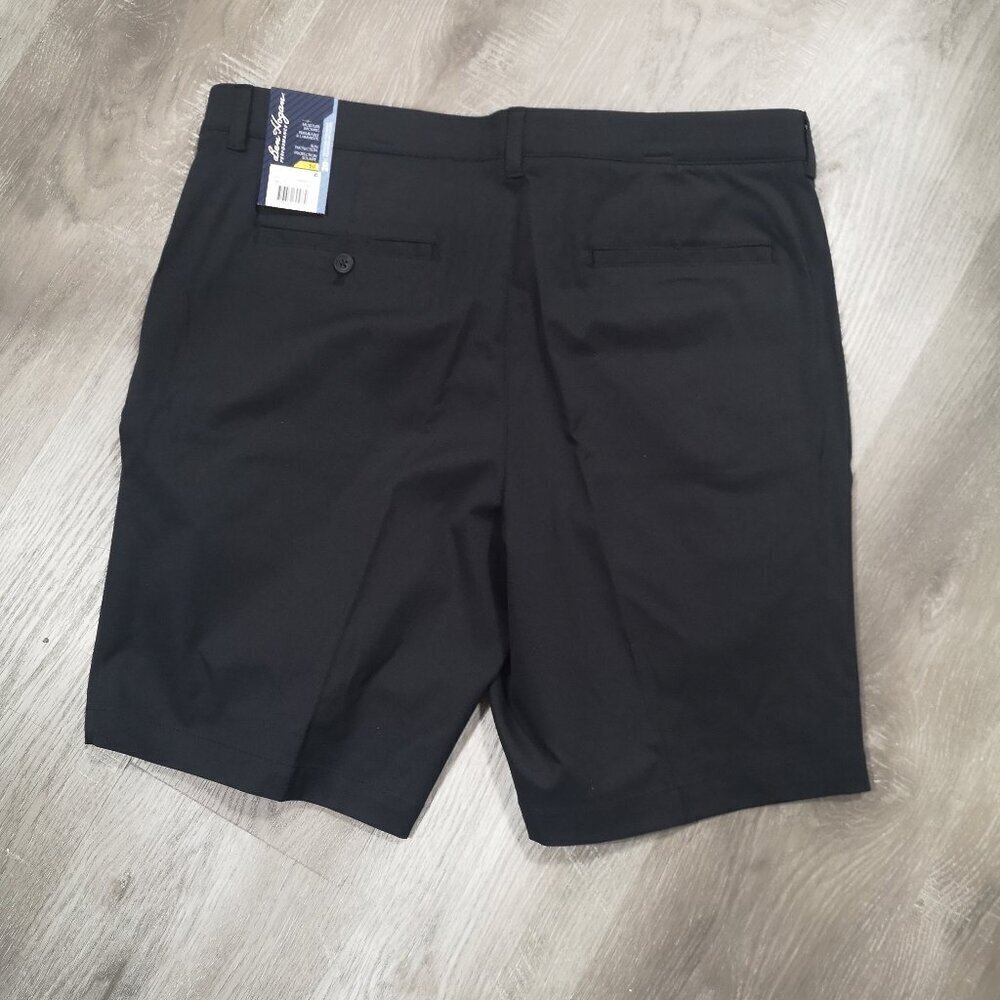 NWT Ben Hogan Moisture Wicking Sun Protection UPF50 Men's Size 38 Black Shorts - Picture 2 of 11